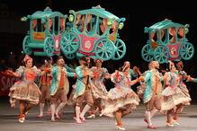 Desfile da marcha de São Vicente