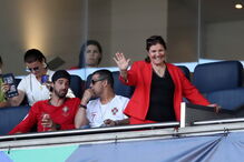 Família de Cristiano Ronaldo reunida nas bancadas do Dragão para torcer pela Seleção Nacional