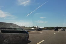 Avioneta tenta aterrar em autoestrada no Pinhal Novo e colide com dois carros