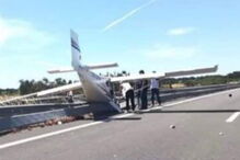 Avioneta tenta aterrar em autoestrada no Pinhal Novo e colide com dois carros