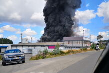 Incêndio consome fábrica de bicicletas em Oiã