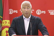 António Costa tem tentado equilibrar as contas do PS, mas o endividamento ainda é elevado 