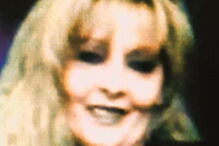 Mulher degolada pelo filho