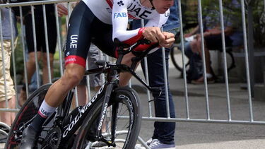 Rui Costa 'afunda-se' e distancia-se da luta pelos primeiros lugares na Volta à Suiça