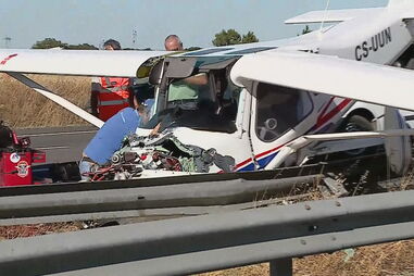 Aeronave aterra de emergência e lança pânico na A12