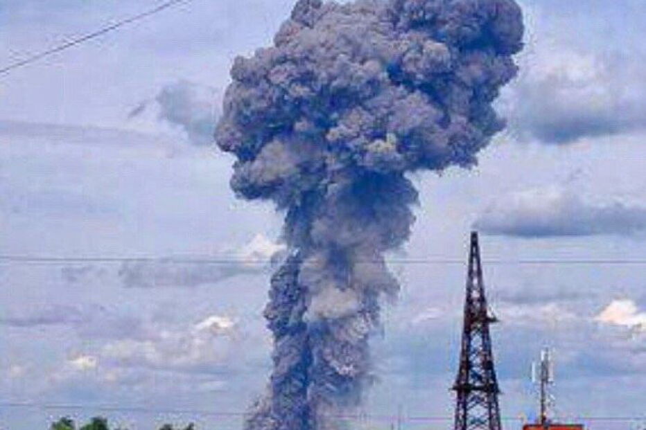 Pelo menos 19 feridos após três explosões em fábrica da TNT na Rússia