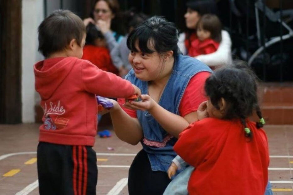 professora com síndrome de Down