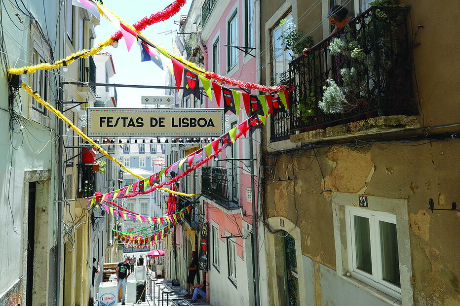 A Bica é um dos bairros de Lisboa onde mais se vive a tradição dos Santos Populares durante o mês de junho 