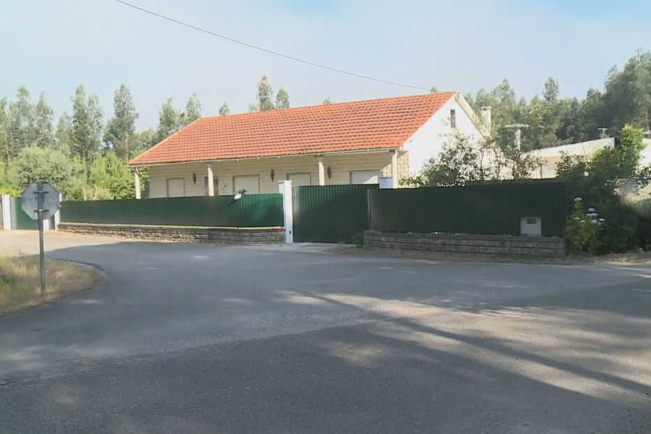 Pai mata filho à facada dentro de casa em Pombal