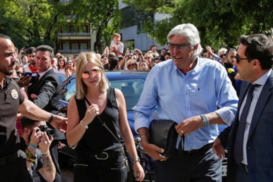 Multidão despede-se pela última vez de José Antonio Reyes