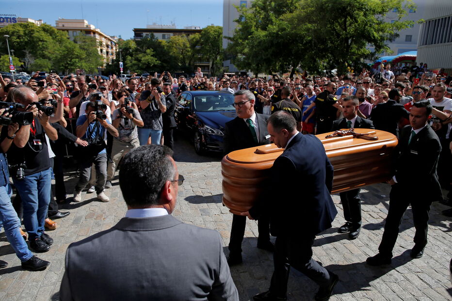 Multidão despede-se pela última vez de José Antonio Reyes