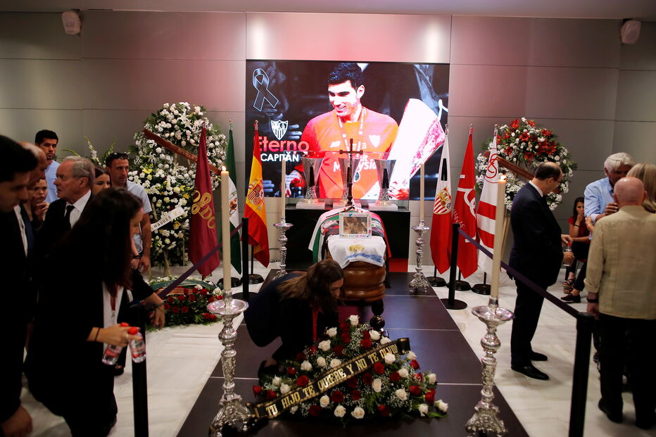 Multidão despede-se pela última vez de José Antonio Reyes