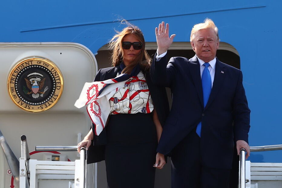 Donald Trump e Melania chegam ao Reino Unido 