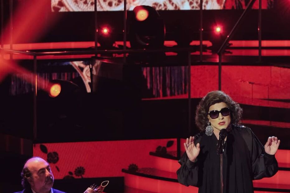 Leandro imita Amália em 'A Tua Cara Não Me é Estranha'