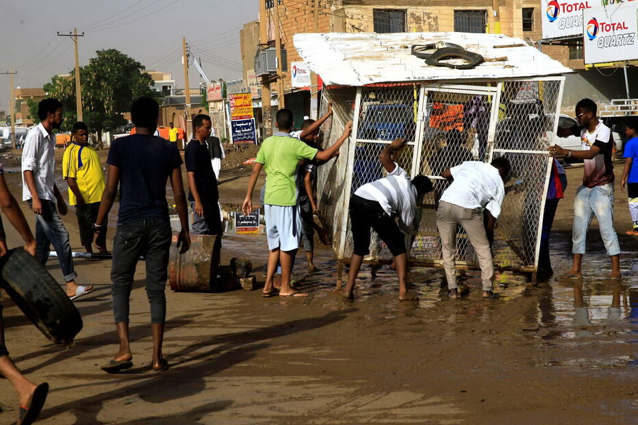 Nove mortos em tentativa de dispersar manifestação pacífica em Cartum no Sudão