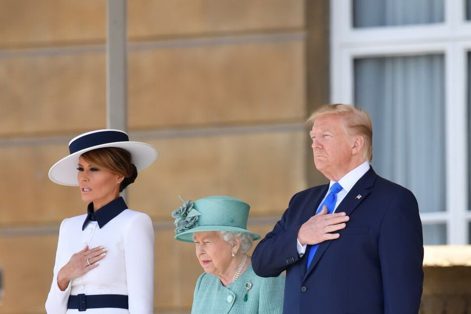 Donald Trump e Melania recebidos em Buckingham