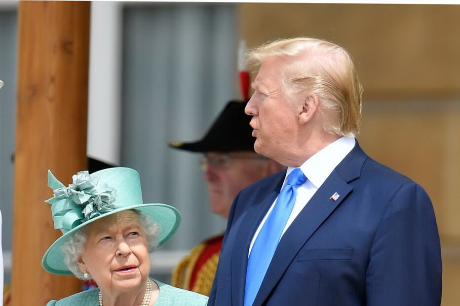 Donald Trump e Melania recebidos em Buckingham