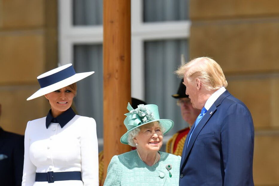 Donald Trump e Melania recebidos em Buckingham