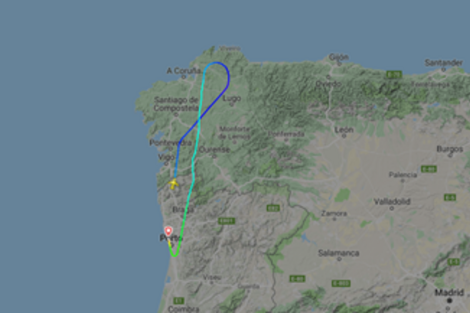Fumo a bordo em avião obriga a aterragem de emergência no aeroporto do Porto