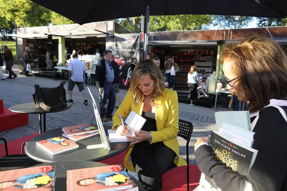 Fernanda Serrano na Feira do Livro