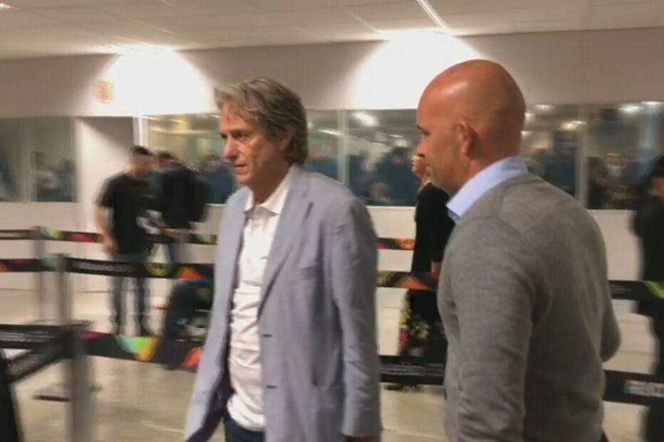Jorge Jesus acaba de chegar ao Brasil onde vai treinar o Flamengo