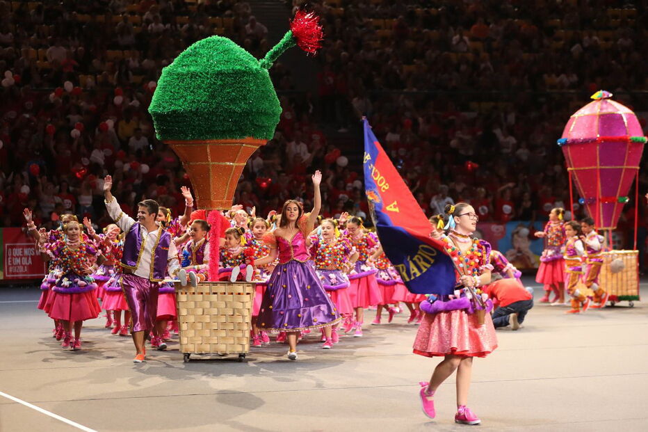Marcha infantil da Voz do Operário