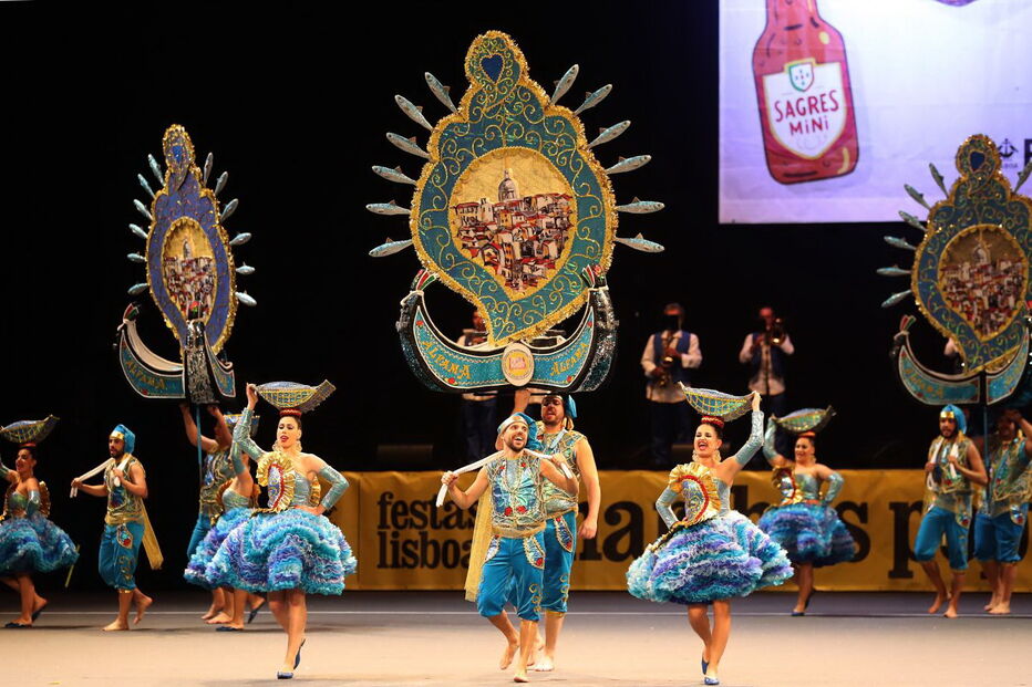Desfile da marcha de Alfama