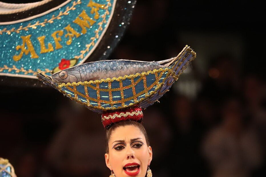 Desfile da marcha de Alfama