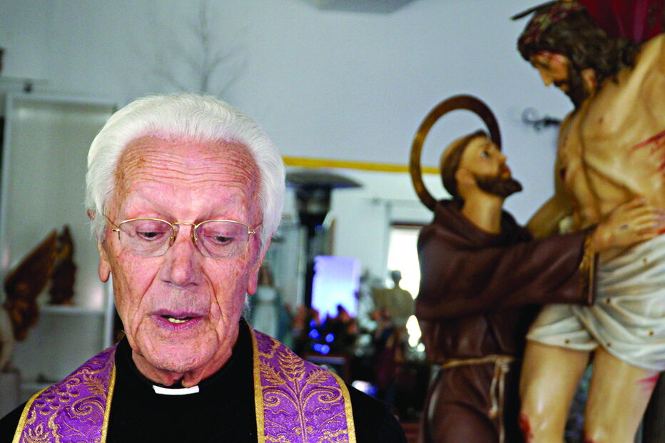 Padre Humberto Gama garante ao CM que as acusações de que está a ser alvo são “mentira”. Pediu a abertura da instrução e espera não ir a julgamento  