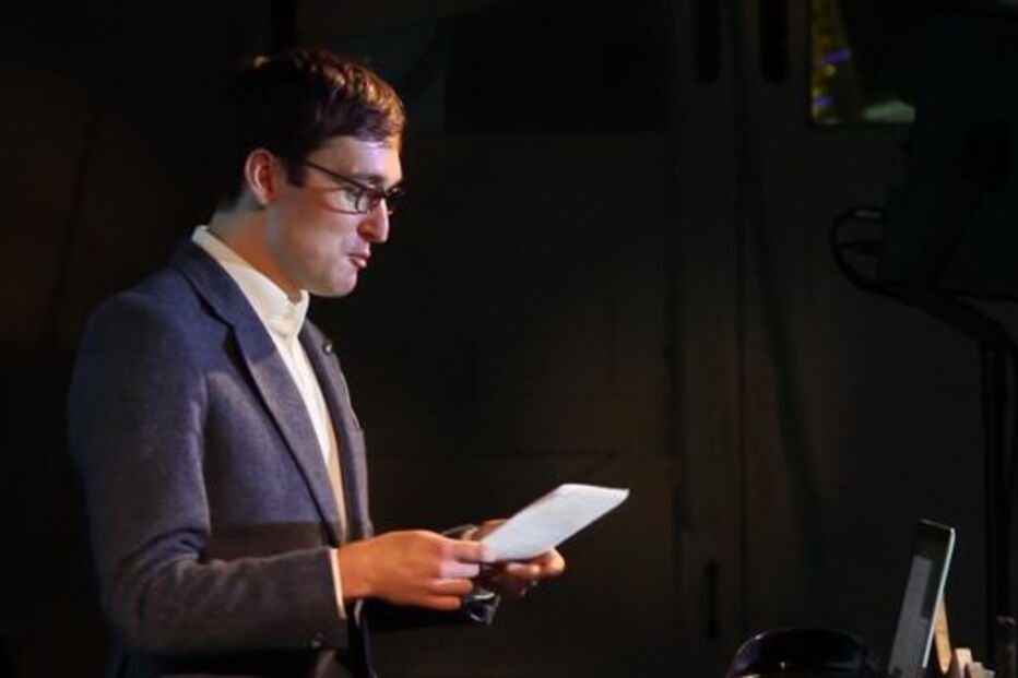 Matt levou, ao longo de dois anos, flores para o homem que desconhecia