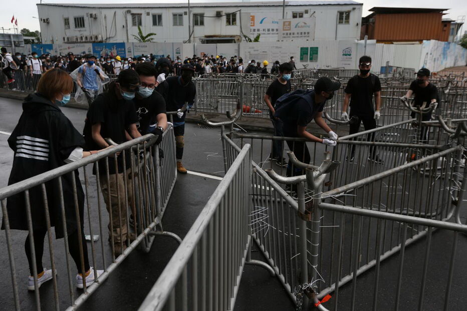 Tensão vivida em protestos em Hong Kong