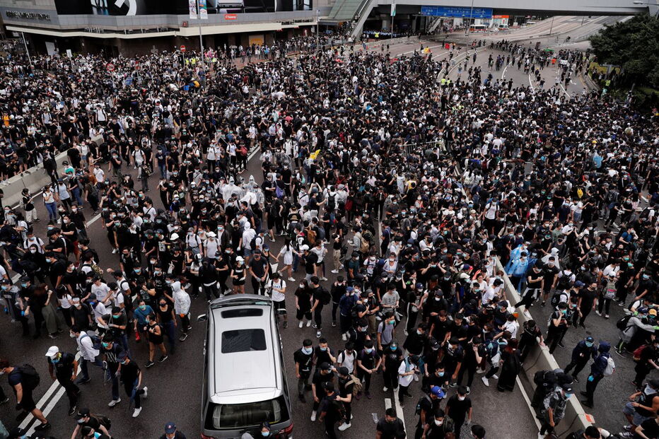 Tensão vivida em protestos em Hong Kong