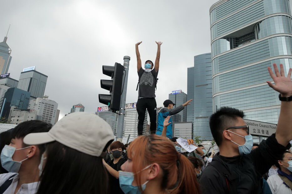 Tensão vivida em protestos em Hong Kong