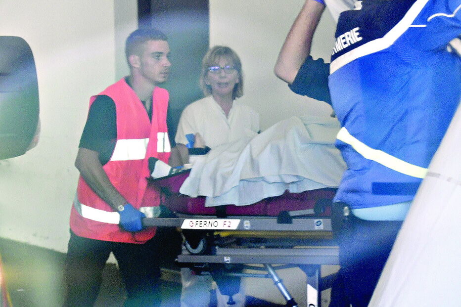 Chris Froome foi transportado para uma unidade hospitalar em Roanne (França), seguindo depois, de helicóptero, para um hospital em Saint-Etiénne