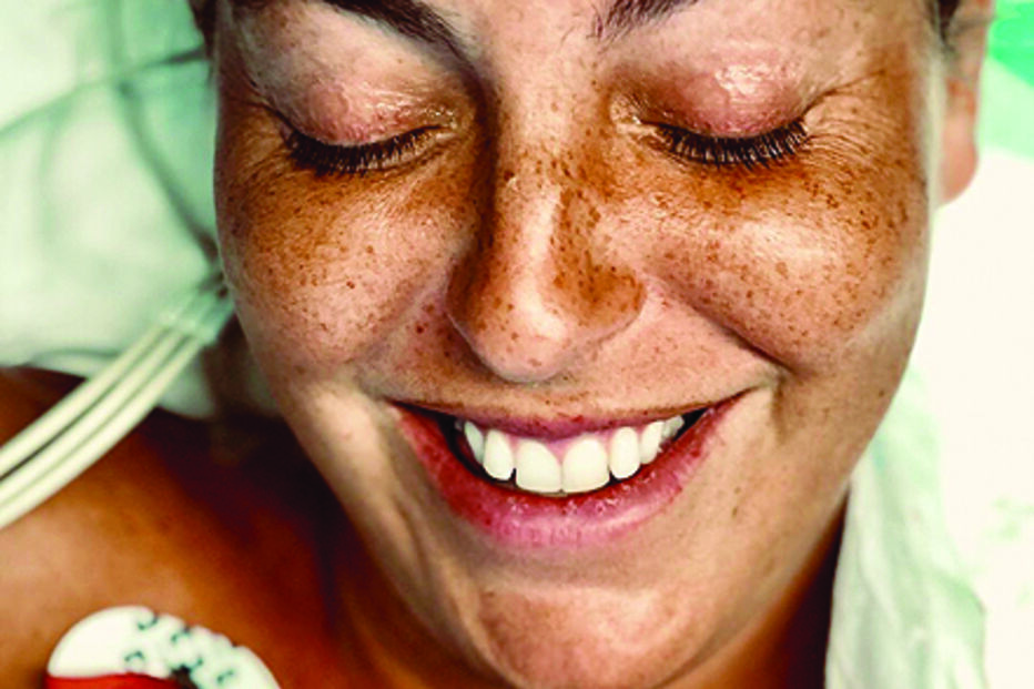 Jessica Athayde e Diogo Amaral partilharam nas redes sociais fotos do primeiro filho em comum, pouco depois do parto 