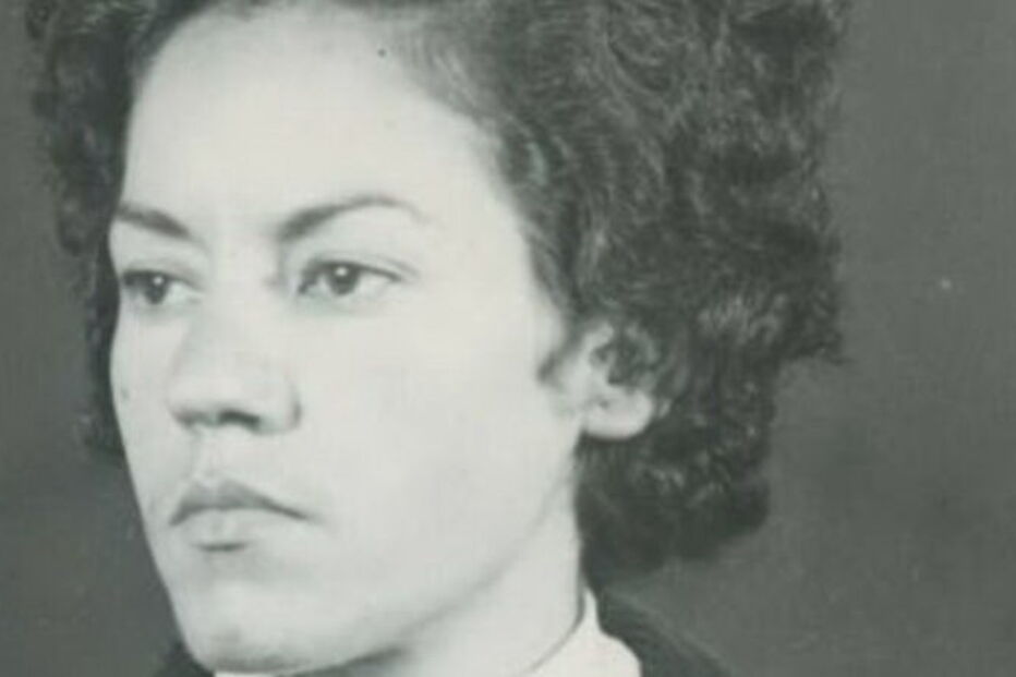  Isaura Borges Coelho