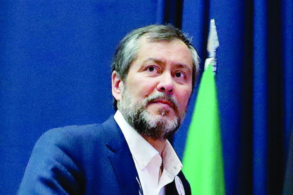 Exames nacionais têm início esta segunda-feira para quase 160 mil alunos   