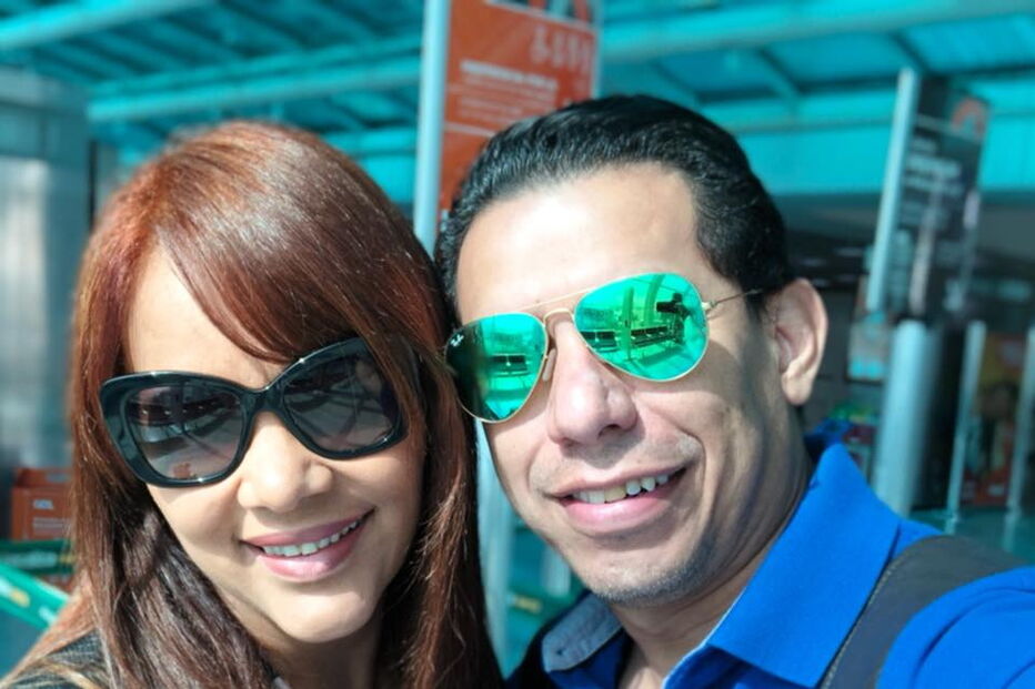 Pastor Anderson do Carmo com a mulher