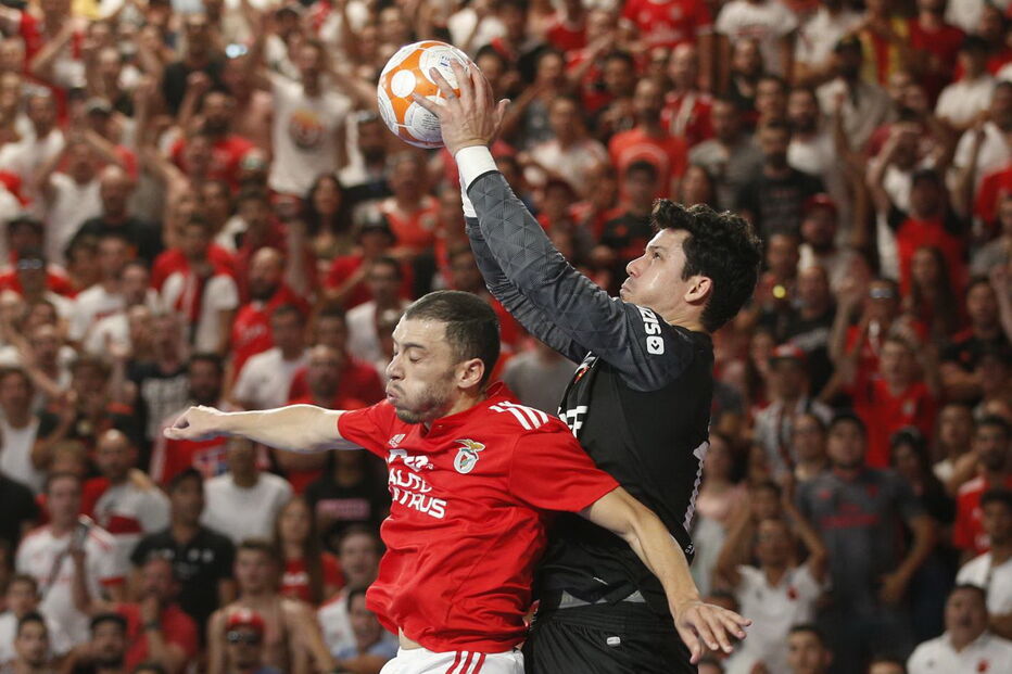 Benfica derrota Sporting e sagra-se campeão nacional de futsal	