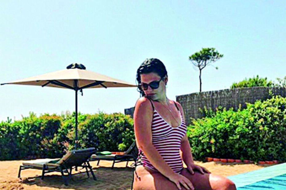 Alicia, filha de Hugo Aveiro 