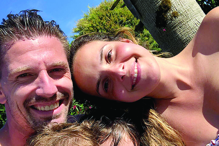 Adrien Silva descansa com a família no Algarve