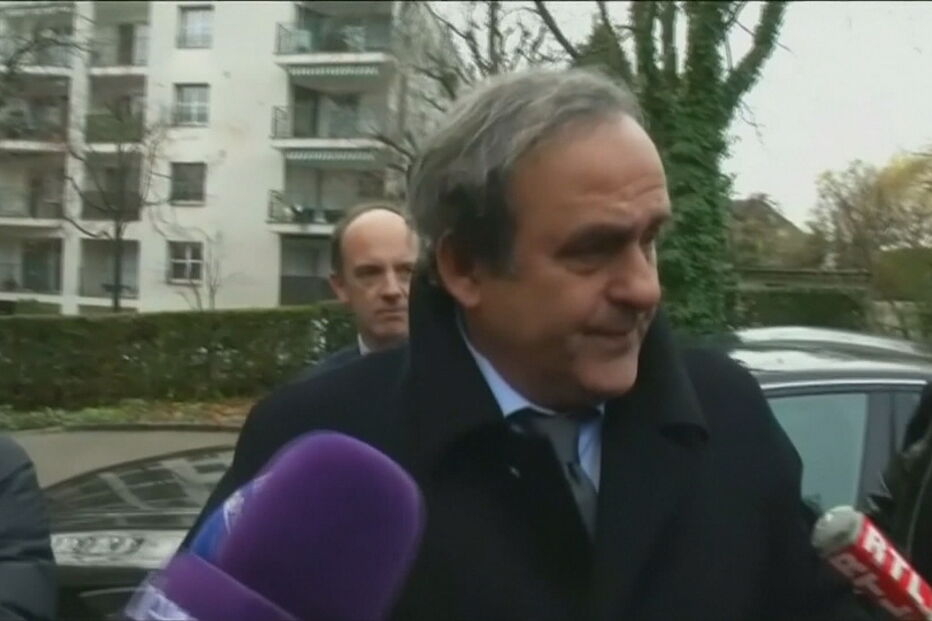 Antigo presidente da UEFA Michel Platini detido por suspeitas de corrupção
