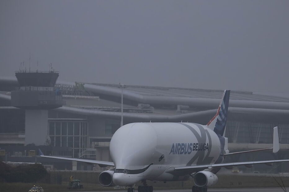 Avião Airbus A330-743L, conhecido como Beluga XL	