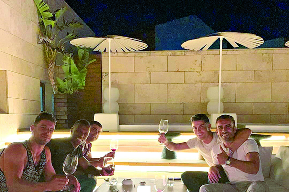 Craque desfrutou da companhia de amigos 