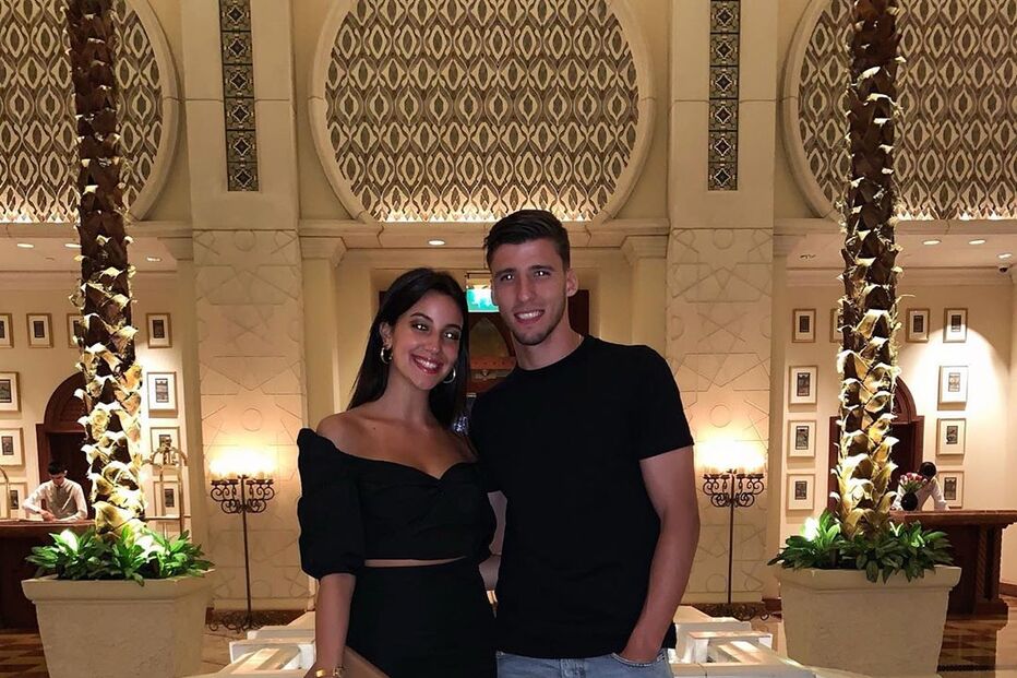 April Ivy e Ruben Dias