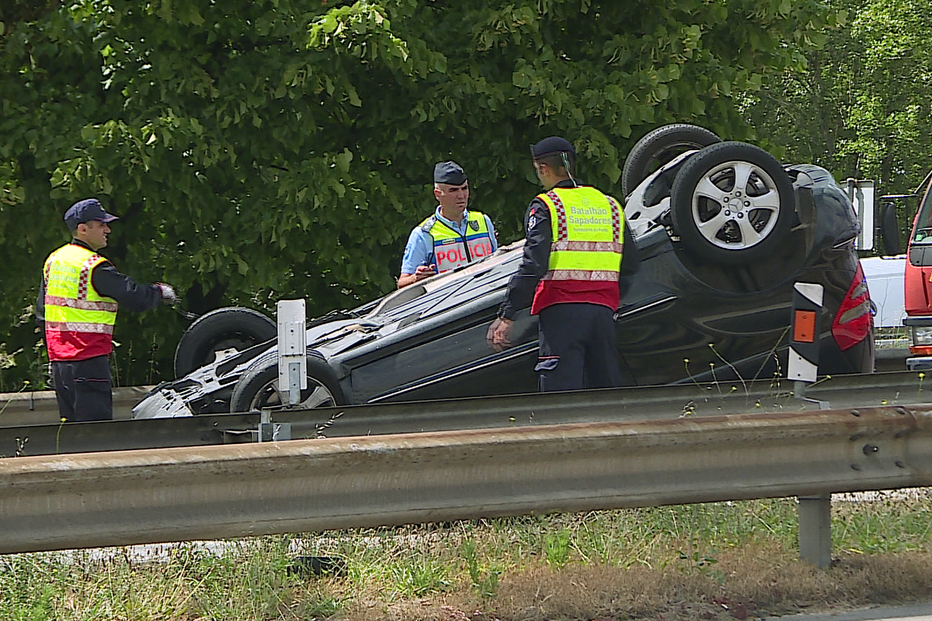 Mulher de 36 anos ferida em colisão entre dois carros na Maia