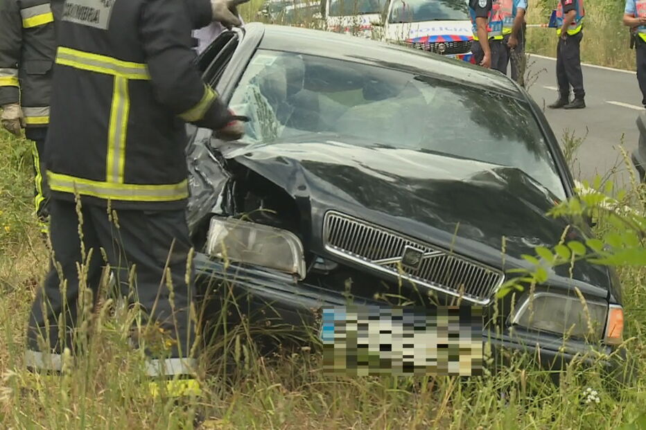Mulher ferida após carro que conduzia cair dentro de uma vala em Coimbra