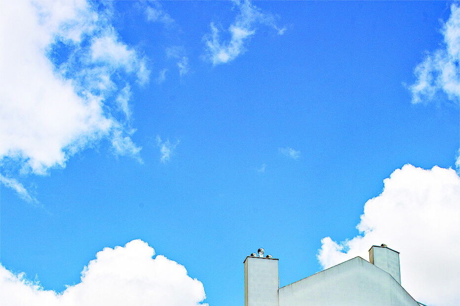 Vasco Santana espreita (também) na Amadora, na Rua António Duarte Caneças, Falagueira. Obra do artista Odeith 
