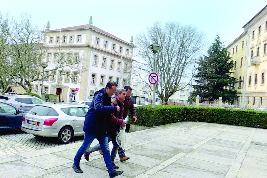Paulo Clemente foi ouvido por um juiz de instrução criminal no Tribunal Judicial de Vila Real. Ficou a aguardar o julgamento, sujeito a prisão preventiva