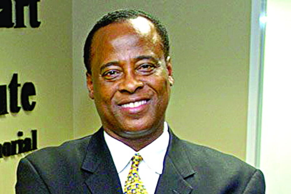 Conrad Murray, o médico que lhe administrava Propofol  